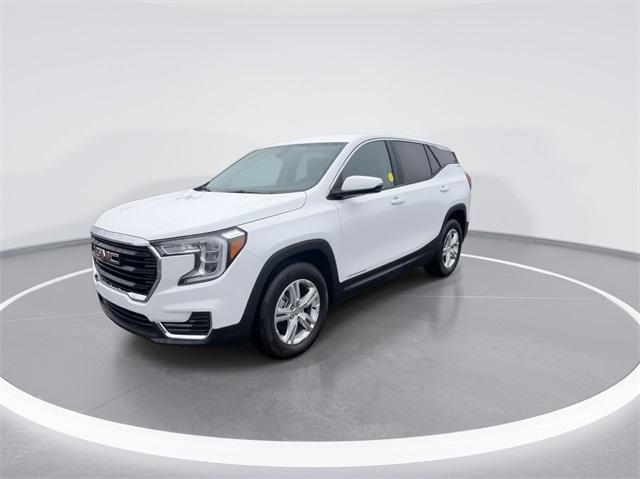 new 2024 GMC Terrain car, priced at $25,900