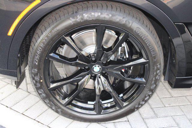 new 2026 BMW X7 car, priced at $100,785