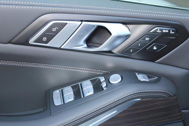 used 2025 BMW X7 car, priced at $86,255