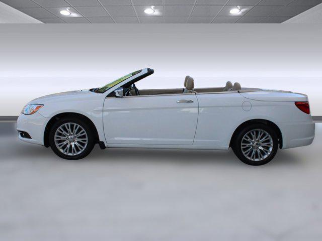 used 2011 Chrysler 200 car, priced at $12,999