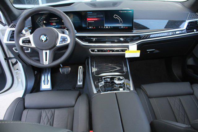 new 2025 BMW X7 car, priced at $117,995