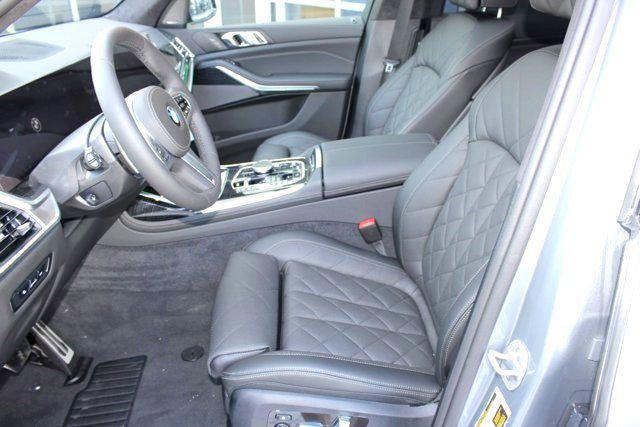 new 2026 BMW X7 car, priced at $98,925