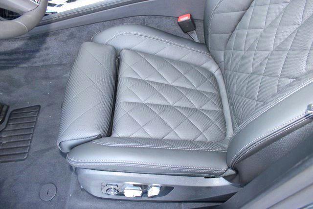 new 2026 BMW X7 car, priced at $98,925