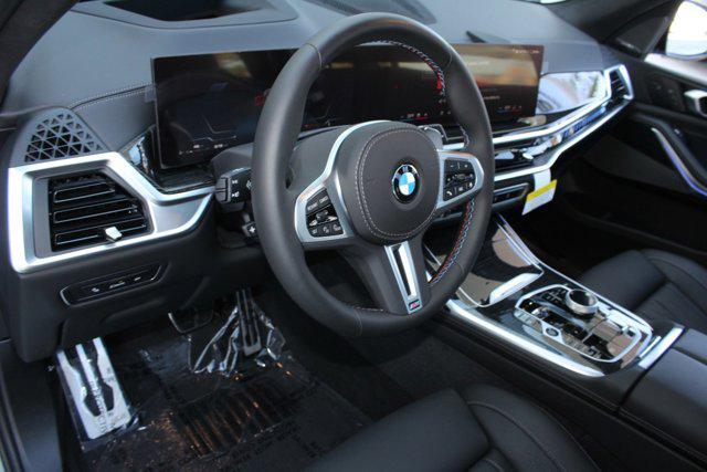 new 2025 BMW X7 car, priced at $119,595