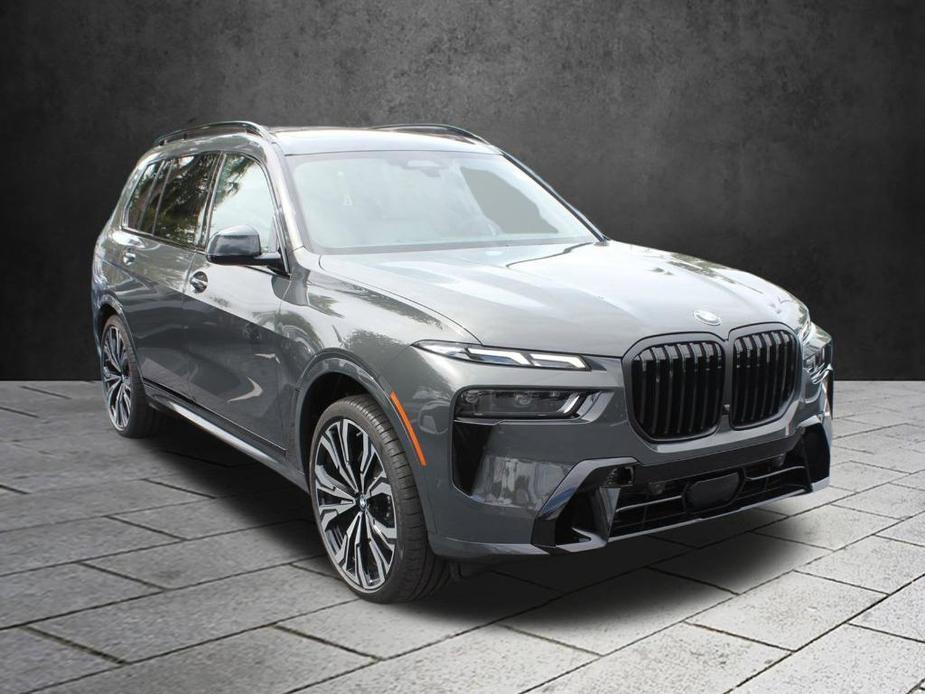 new 2025 BMW X7 car, priced at $102,675