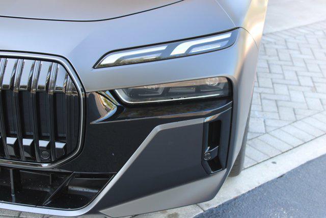new 2025 BMW 760 car, priced at $135,765