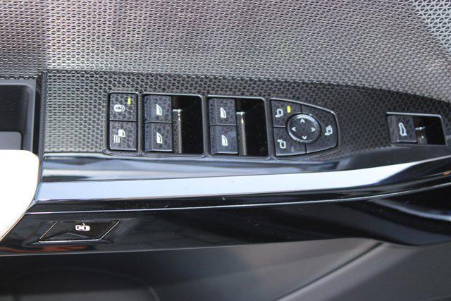 new 2025 BMW 760 car, priced at $135,765