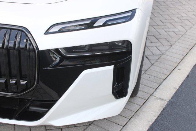 new 2025 BMW 760 car, priced at $129,685