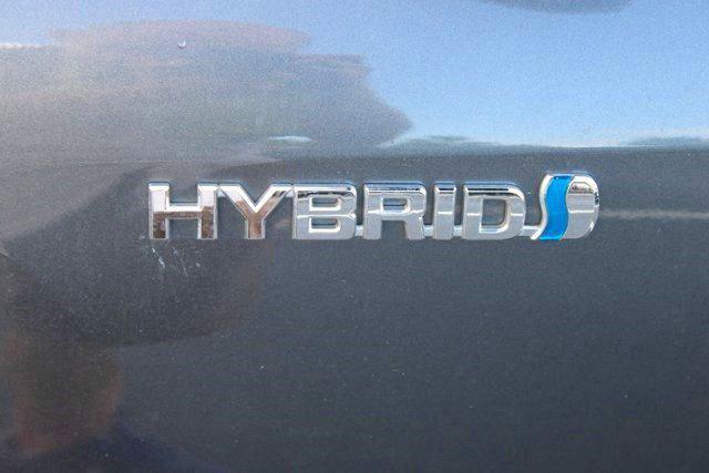 used 2020 Toyota Highlander Hybrid car, priced at $25,998