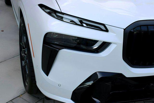 new 2026 BMW X7 car, priced at $98,255
