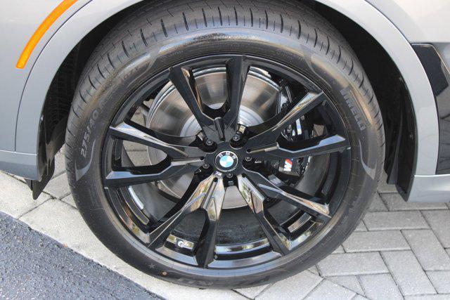 new 2026 BMW X7 car, priced at $99,935