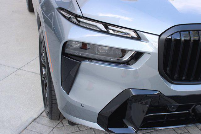 new 2026 BMW X7 car, priced at $99,935