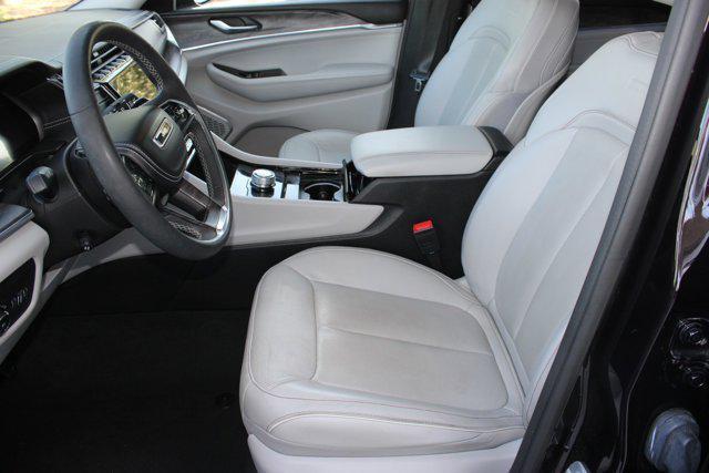 used 2023 Jeep Grand Cherokee L car, priced at $35,999