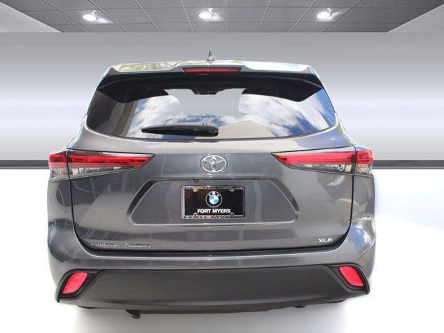 used 2020 Toyota Highlander car, priced at $24,498