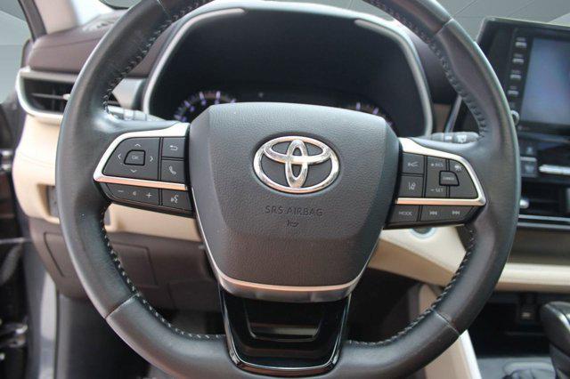 used 2020 Toyota Highlander car, priced at $24,498