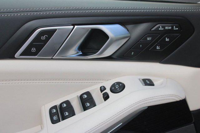 new 2026 BMW X7 car, priced at $125,535