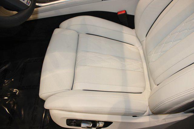new 2026 BMW X7 car, priced at $124,335