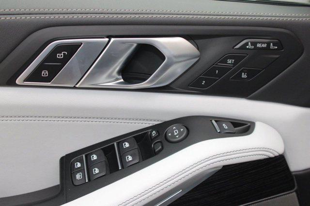 new 2026 BMW X7 car, priced at $101,385