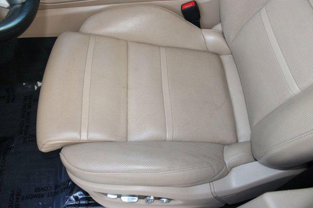 used 2019 Porsche Cayenne car, priced at $32,997