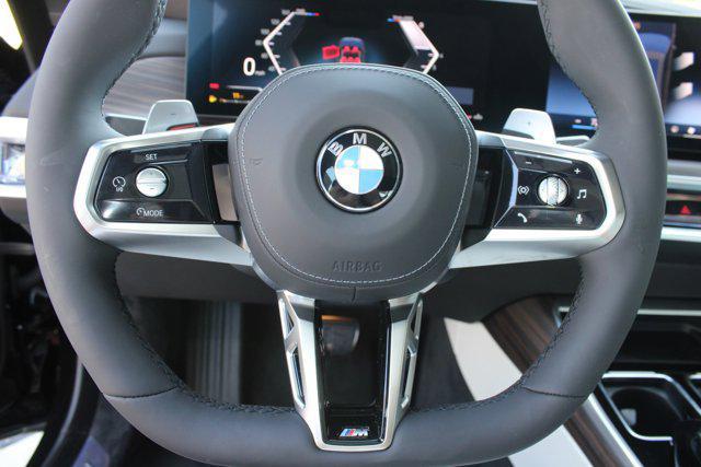 new 2025 BMW 760 car, priced at $132,585