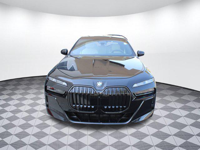 new 2025 BMW 760 car, priced at $132,585