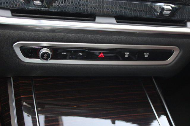 new 2026 BMW X7 car, priced at $98,335