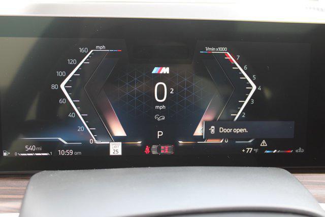 new 2025 BMW X7 car, priced at $98,475