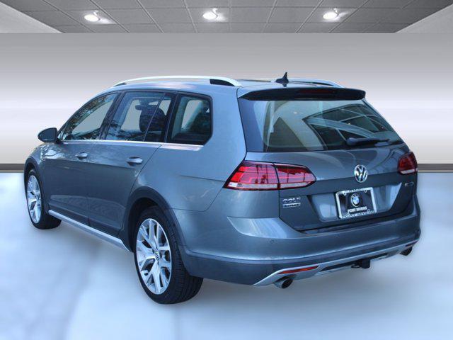 used 2019 Volkswagen Golf Alltrack car, priced at $17,999