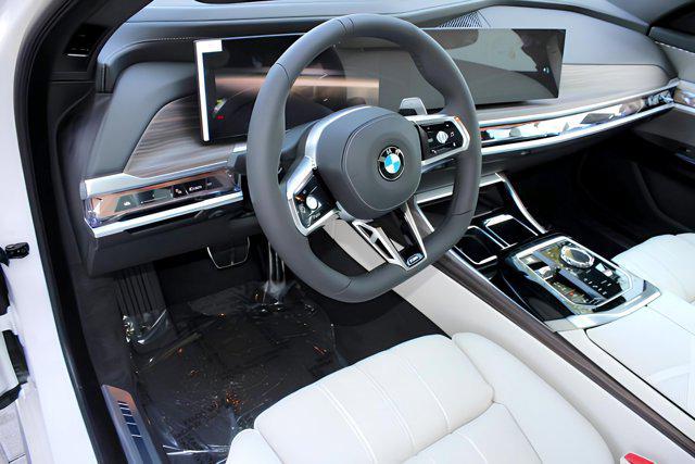 new 2025 BMW 760 car, priced at $132,635