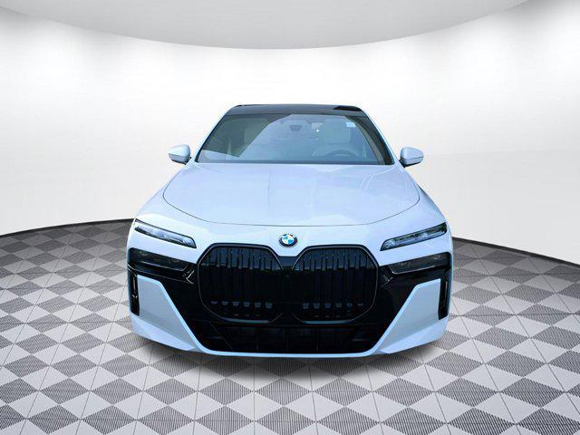 new 2025 BMW 760 car, priced at $132,635