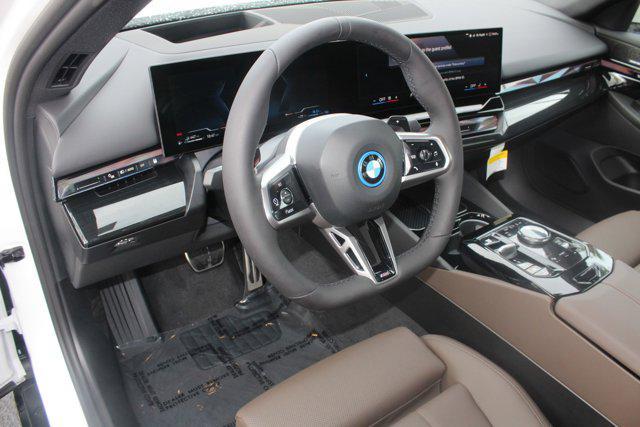 new 2025 BMW 550e car, priced at $78,200