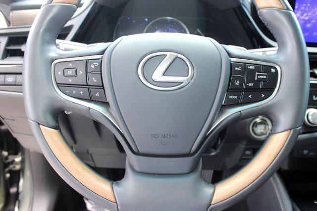used 2024 Lexus ES 350 car, priced at $43,697