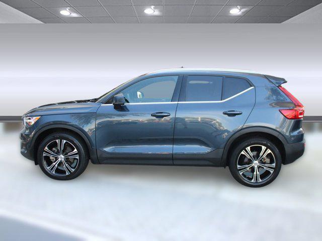 used 2022 Volvo XC40 car, priced at $27,996