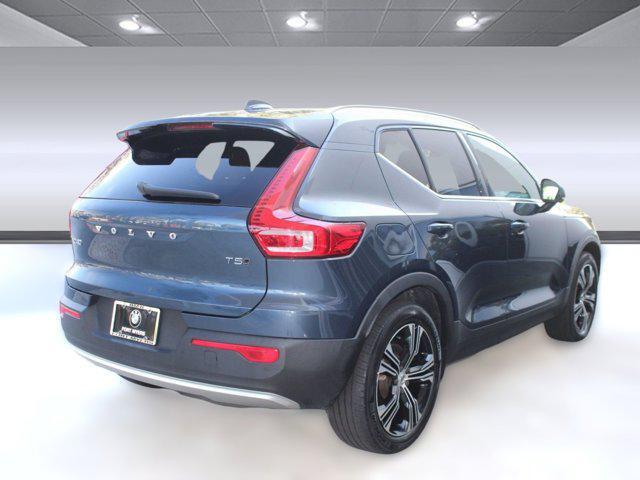 used 2022 Volvo XC40 car, priced at $27,996