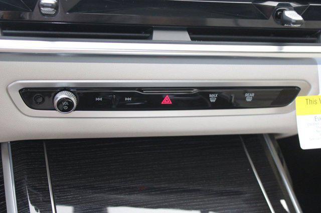 new 2026 BMW X7 car, priced at $126,075