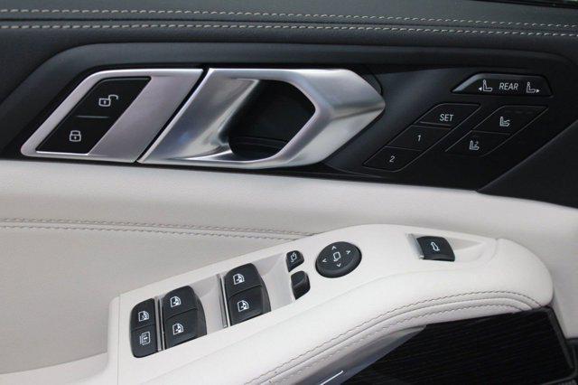 new 2026 BMW X7 car, priced at $126,075