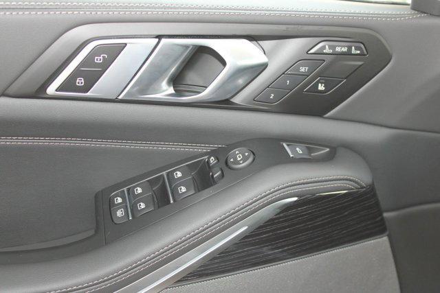 new 2026 BMW X7 car, priced at $100,875