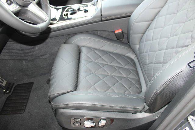 new 2026 BMW X7 car, priced at $100,875