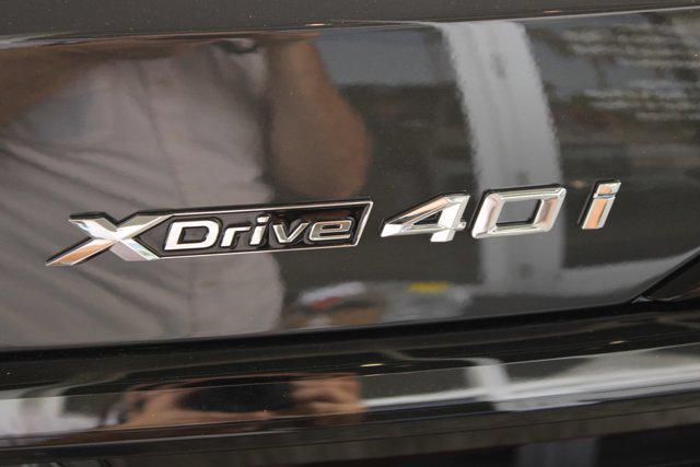 new 2026 BMW X7 car, priced at $100,875