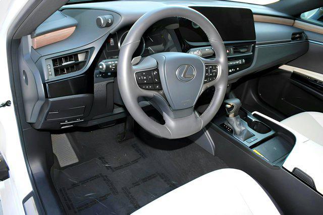used 2024 Lexus ES 350 car, priced at $41,299