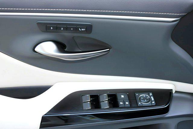 used 2024 Lexus ES 350 car, priced at $41,299