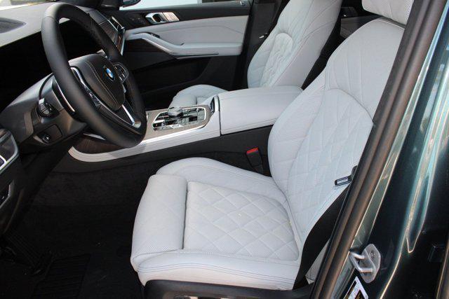 new 2026 BMW X7 car, priced at $99,395