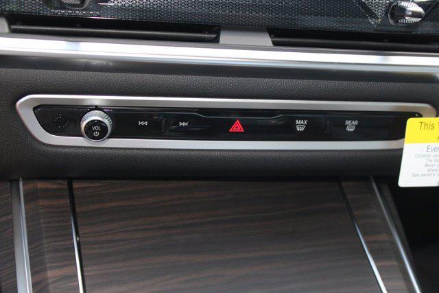 new 2026 BMW X7 car, priced at $99,395