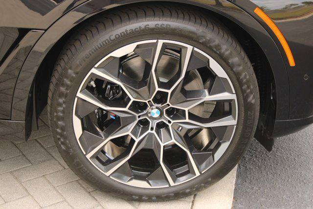 new 2026 BMW X7 car, priced at $117,375