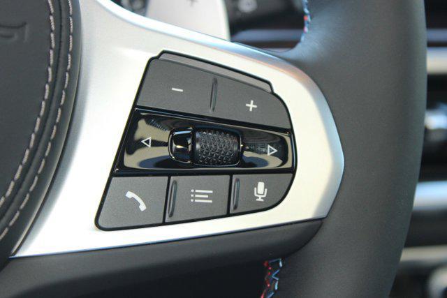 new 2025 BMW X7 car, priced at $120,610