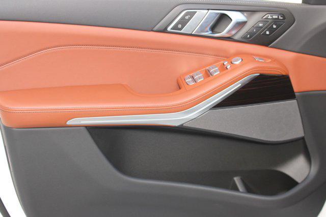 new 2025 BMW X7 car, priced at $120,610