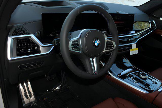 new 2025 BMW X7 car, priced at $120,610