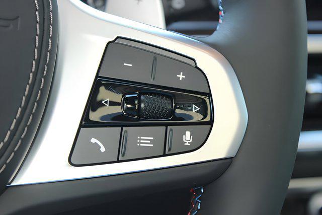 new 2025 BMW X7 car, priced at $120,610