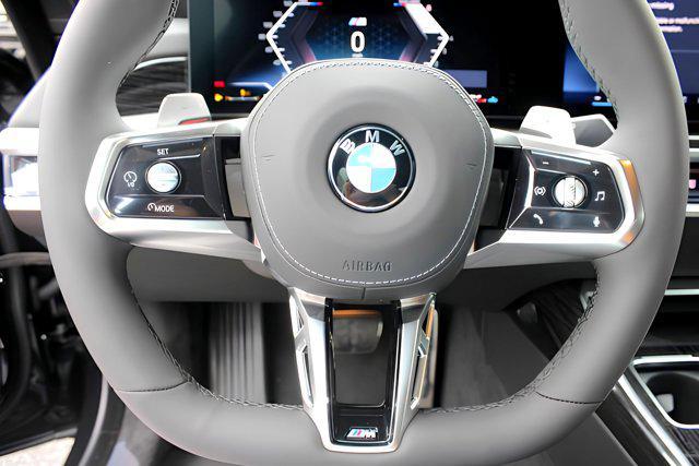 new 2025 BMW 760 car, priced at $137,435