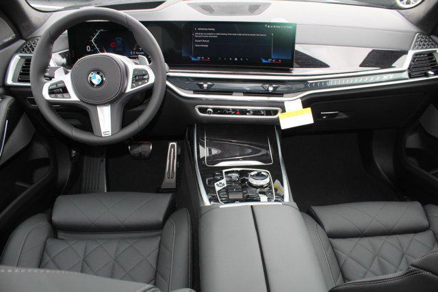 new 2025 BMW X7 car, priced at $102,125